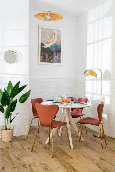 Monkeys Apartments 7Revueltas Deluxe Σεβίλλη Εξωτερικό φωτογραφία