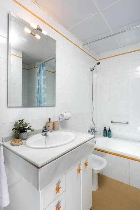 Monkeys Apartments 7Revueltas Deluxe Σεβίλλη Εξωτερικό φωτογραφία
