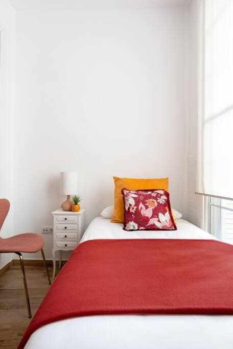 Monkeys Apartments 7Revueltas Deluxe Σεβίλλη Εξωτερικό φωτογραφία